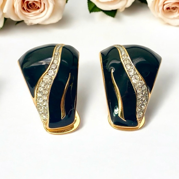 Vintage Vendome Clip-on Rhinestone Earrings Black Enamel Gold tone - Picture 2 of 5